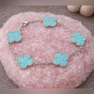 925 Sterling Silver and green Clover Bracelet 7.5 in